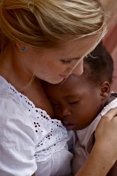 _PrincessdianaQ's tweet photo. What makes someone truly attractive?
    A: Kind heart ❤️
    B: Confidence https://t.co/uPGH441mZi
