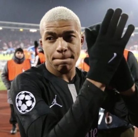 deerfrait's tweet photo. thinking about white haired kylian https://t.co/Ufcts5BU7G