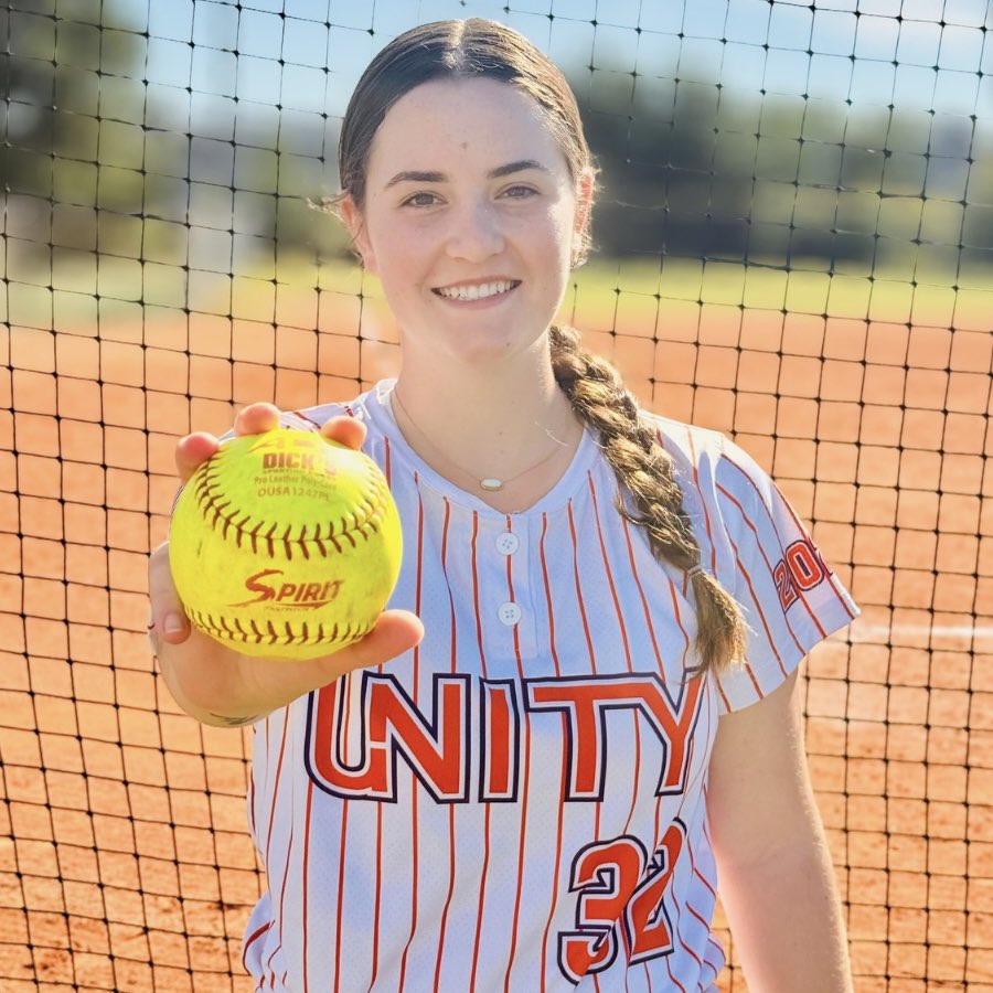 UnityRussel's tweet photo. @ToriBaldino broke out the 💣BOOM💣 stick this weekend leading the team in RBIs, doubles, and this homerun. This high academic stud is starting the fall season on 🔥fire!!!
#UnityStrong #UnityRussel #BuiltNotBorn #RaiseTheStandard 
@VAUnitySB @UnityCoachJosh @AshVanBoxmeer4 @ExtraInningSB @los_stuff @LineDsoftball @PrepSoftball @softbalamerica @DiamondAddicts @SBRRetweets @CoastRecruits @IHartFastpitch @fastpitchwatch @tagupSoftball @D1Softball @d2softball @DIISoftball @D3Softball @SoftballDown @Softball_Home @fastpitchwatch @TopPreps @sbsportsnetwork @AppStorms48176 @ondecksoftball @CAASoftballAdv @EASRecruiting @SunilSportsNews @MaxPreps @BradyVernon @UncommittedUsa @DirectRecruits @KaylaLombardo11 @coach_emmag