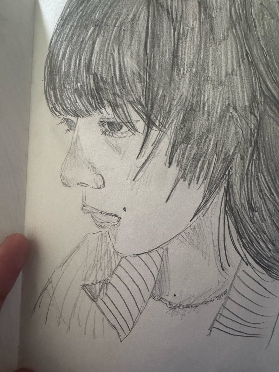 lzdh92's tweet photo. みょんちゃん描いてみたけどむずすぎたよよ
 #あいみょん  #AIM
@aimyonGtter https://t.co/9ONpgXlCCs
