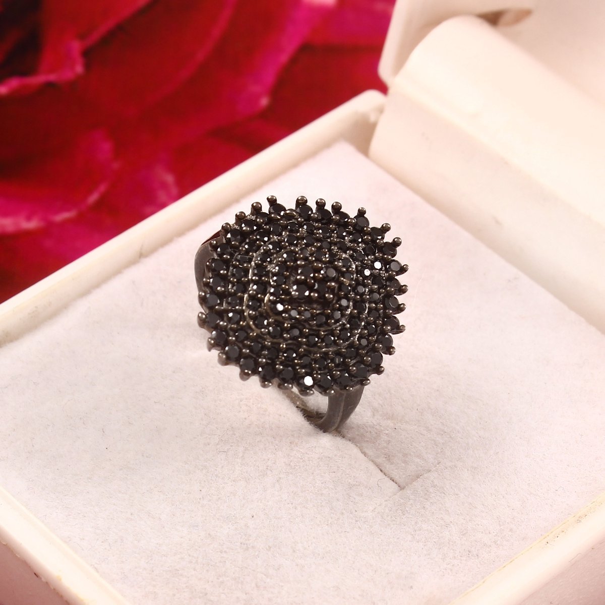 williamdavisec1's tweet photo. Mini Round Black Spinel Ring | Black Cluster Ring | Black-Plated Sterling Silver Statement Ring | Dainty Cocktail Ring | Gothic Jewelry Gift https://t.co/xUDEn9CM5P