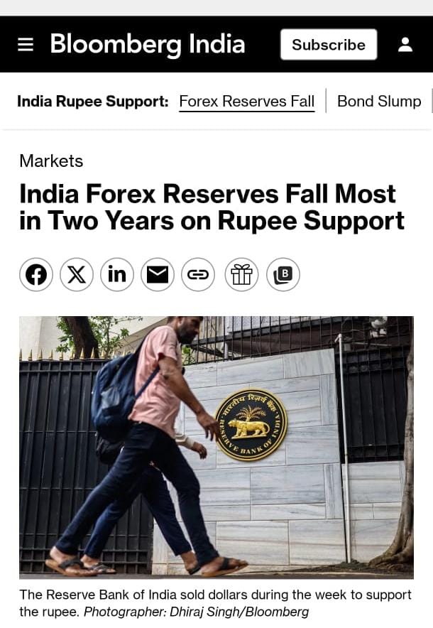 INCIndia's tweet photo. भारत का विदेशी मुद्रा भंडार तेजी से गिर रहा है। सिर्फ 2 हफ्ते में 20 बिलियन डॉलर घट चुका है।

ये सब मोदी की खोखली छवि को बचाने के लिए किया जा रहा है।

असल में विदेशी मुद्रा भंडार से तेजी से डॉलर बेचा जा रहा है, ताकि रुपए की गिरावट धीमी हो और मोदी की छवि पर आंच न आए।

पूरी कवायद बस ये है कि देश का नुकसान हो जाए, लेकिन मोदी की छवि को बचाया जाए।