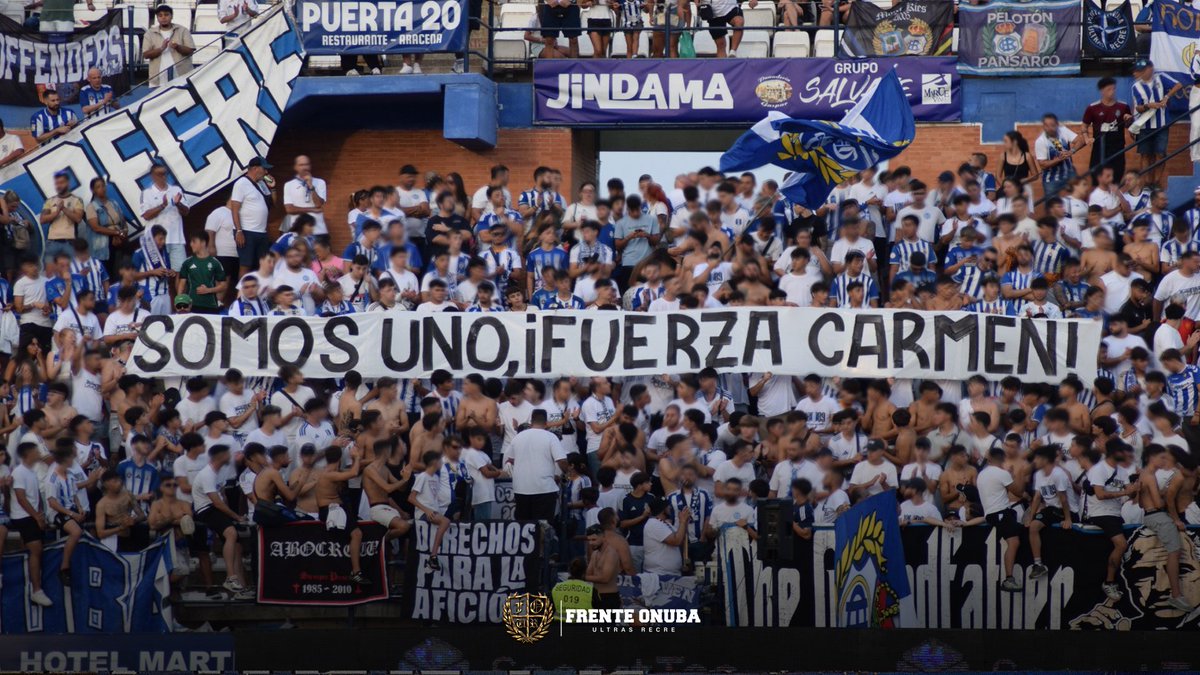 FrenteOnuba83's tweet photo. ¡Esta grada es una fiesta, no importa ganar o perder! https://t.co/IULSCDTnsO