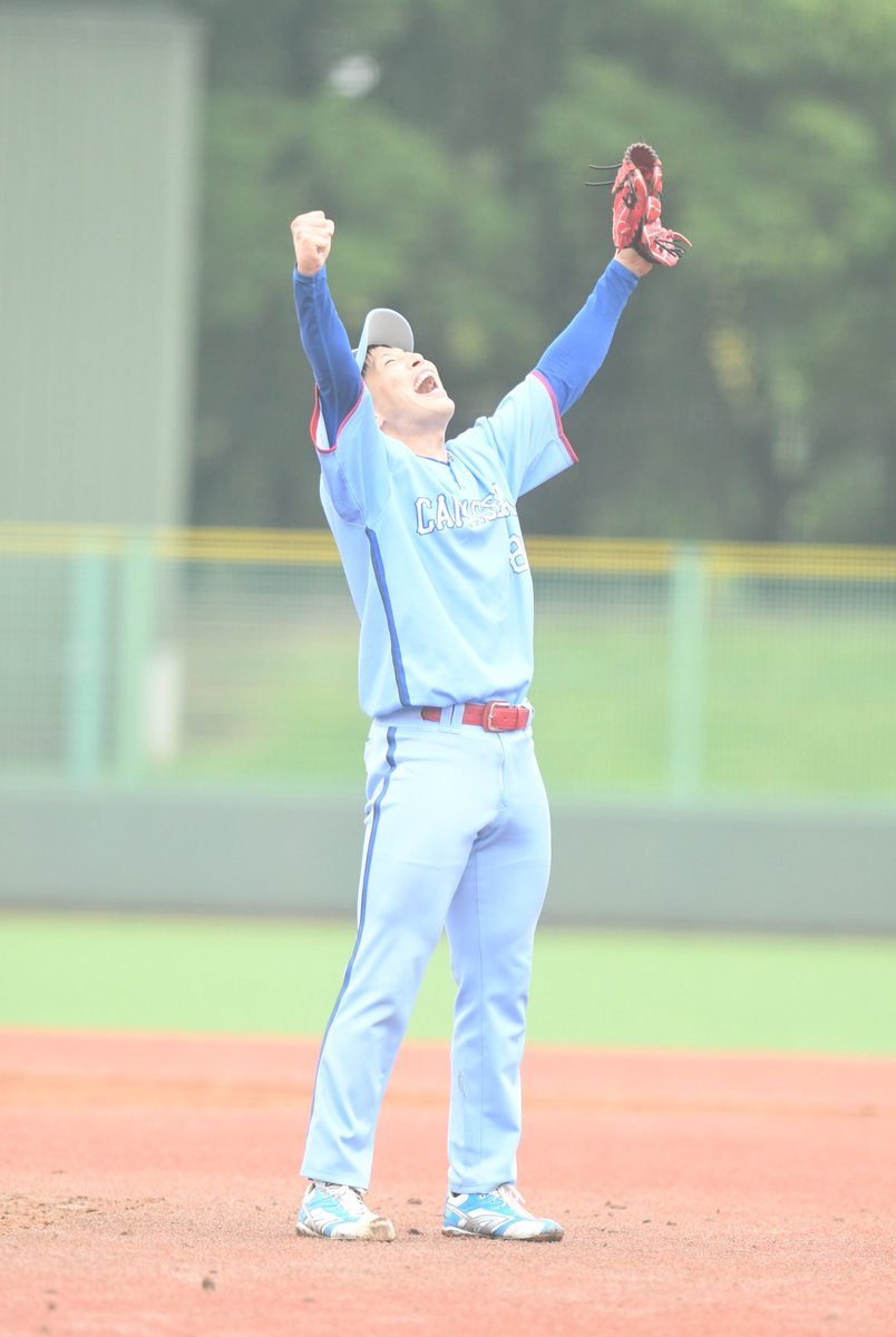 JSBB_official's tweet photo. 【 #高松宮賜杯第70回全日本軟式野球大会(1部) 】

高松宮賜杯第70回全日本軟式野球大会(1部)の日程がすべて終了しました💪⚾
ＣＡＭＡＳＥーＬＡ (埼玉県代表)の皆様、優勝おめでとうございます🌈👑

【優　勝】ＣＡＭＡＳＥーＬＡ ( #埼玉県)

【準優勝】ＴＧ・ＯＵＴＳＩＤＥＲ(#栃木県)

【個人賞】
・最優秀選手賞　　　野中 歓太　選手　（ＣＡＭＡＳＥーＬＡ）
・優秀選手賞　　　　渡辺 力也　選手　（ＣＡＭＡＳＥーＬＡ）
・敢闘賞　　　　　　仲山 湧大　選手　（ＴＧ・ＯＵＴＳＩＤＥＲ）

本大会に携わっていただいた関係者皆様に感謝申し上げます。
本当にありがとうございました🙇‍♂️📸

#JSBB #軟式野球 #NANSHIKI #三重県 #四日市市