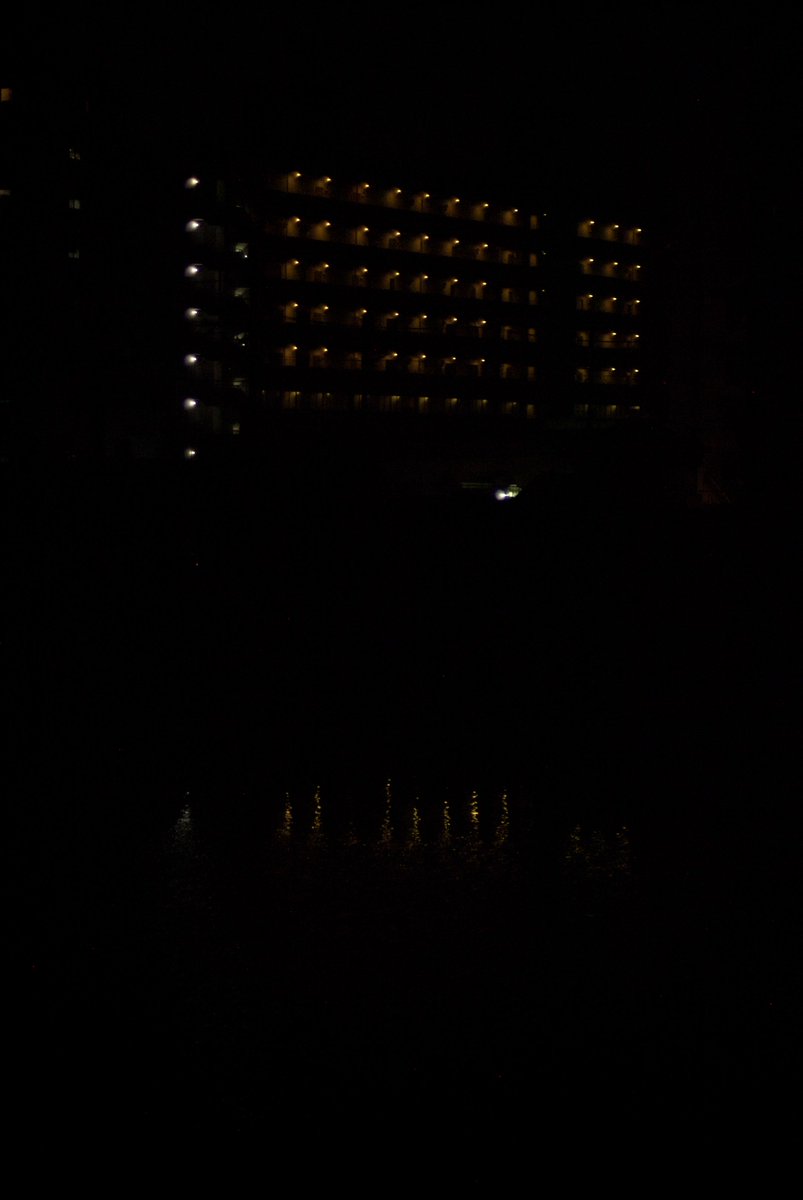 zndmt_filmzk's tweet photo. 夜の河川敷
#finepix https://t.co/5SWsjpmpAd