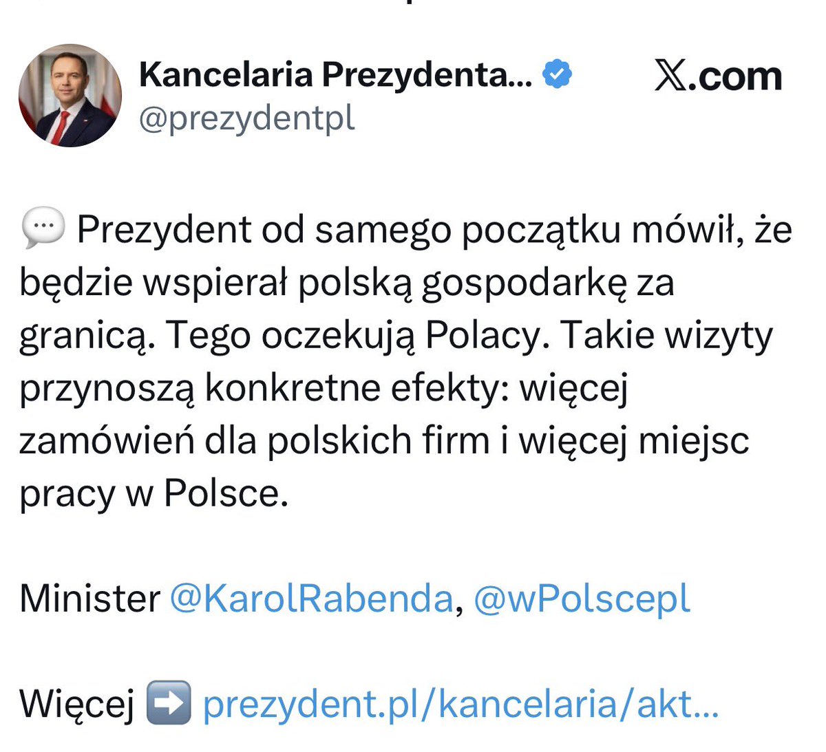 krzysztofbrejza's tweet photo. Aktualnie - nie podpisując ustawy o nadmiarowych zyskach - K. Nawrocki wspiera potężne zagraniczne koncerny paliwowe.
Polacy i polska gospodarka potrzebuja #CPN na benzynę i diesla, a nie dopieszczania przez Nawrockiego zagranicznej petrooligarchii https://t.co/e3PZfREHtH