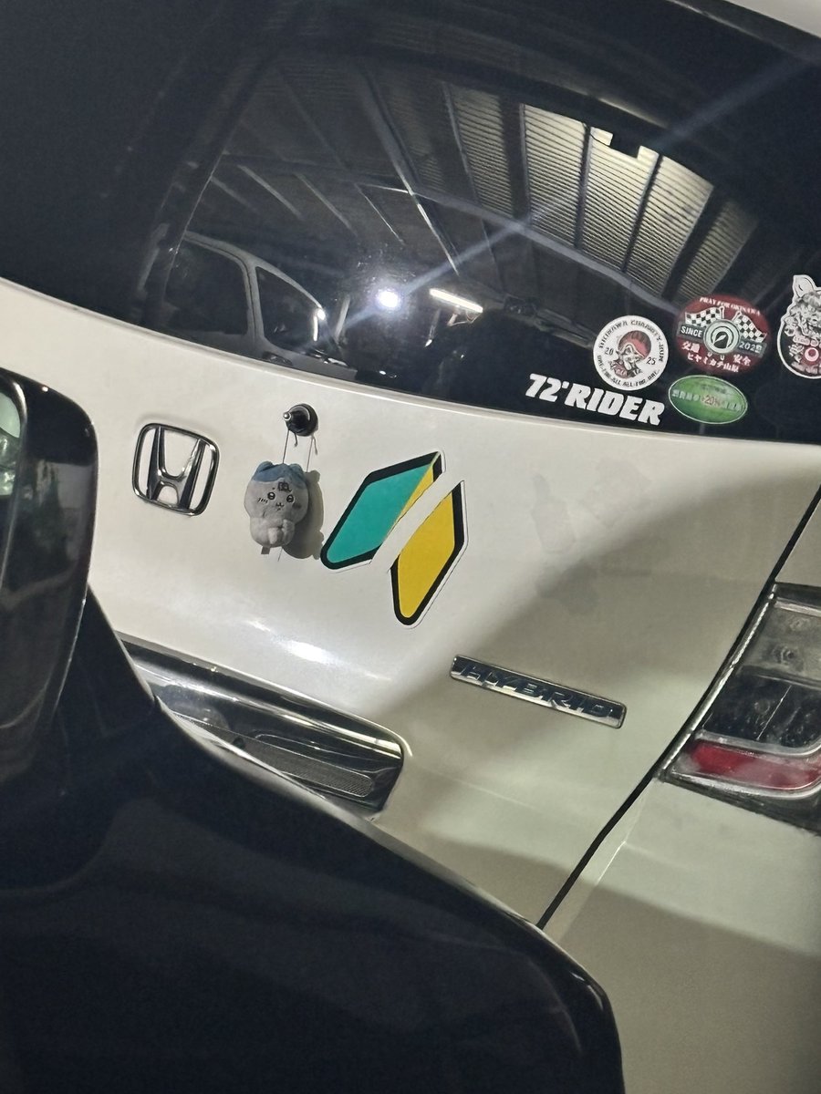 suda_314's tweet photo. 初心者期間中にエンペラーと出くわしてしまい、見事敗北し
初心者マークを半分に切られてしまう https://t.co/GkNPGEpH7n