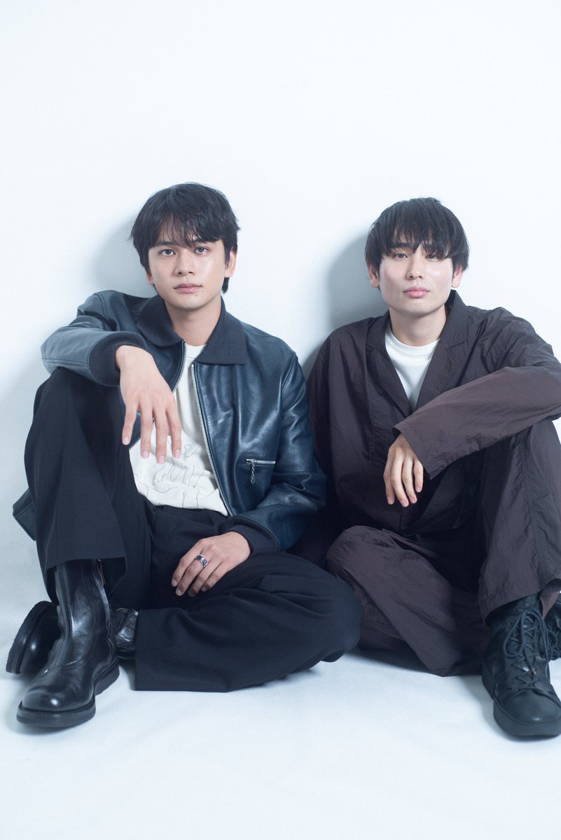 fashionjp's tweet photo. 【新着】公開中の映画『#しびれ』より、#内山拓也 監督×主演 #北村匠海 さん 対談

“本当に覚悟が必要な作品で“自分では向き合えないかもしれない”と_____北村匠海”

各映画祭で話題を呼んでいる力作は、どのようにして生まれたのか🔻
https://t.co/73LcMYt5EC

@shibire_movie @_takuyauchiyama https://t.co/iZVpcjrDvZ