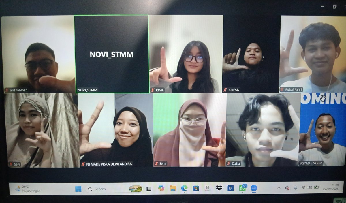 MraenMimpi's tweet photo. Habis zoom pada izin gak bisa di Hari H😅

Padahal dari awal udah share Hari H nya di poster loh 😭

Okelah kita buka kembali volunteer untuk 1 Koordinator kegiatan dan 2 Fundraising ya😇 https://t.co/TgpuW9t8OV