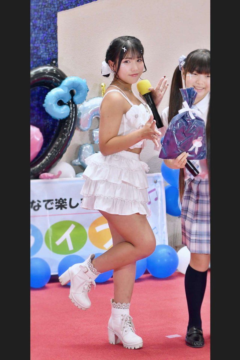 nr3_tw's tweet photo. 2026.8.11
きずなライブ⭐️行田商工センター
🌻ひま🌻その5
#ひま #MidnightAngel #写真好きな人と繋がりたい https://t.co/3H16qAqXCp