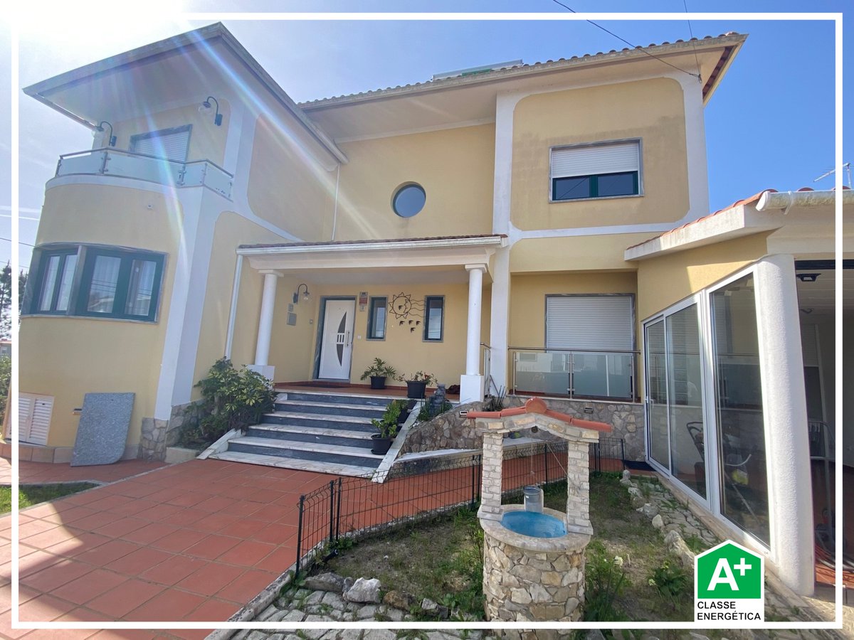 rainhavip's tweet photo. 🏠 O Seu Novo Refúgio?
535.000EUR | Moradia T4 com grande garagem e jardim - entre Caldas da Rainha e Foz do Arelho
- 4 bedroom villa with large garage and garden - between Caldas da Rainha and Foz do Arelho
- Villa de 4 chambres avec grand garage et jardin - Caldas da Rainha https://t.co/1AadKAZPfc