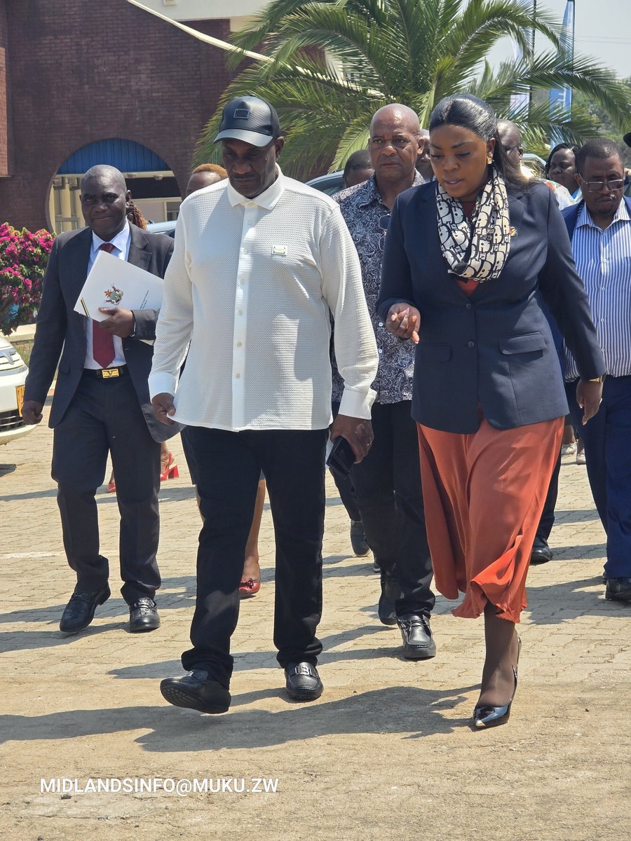 PhiriDadir50680's tweet photo. Hon Min of ICT Dr Tatenda Mavetera this morning was guest of honor at the Midlands State University Research Innovation and Industrialisation Expo 2026 in Gweru and she was welcomed by the Min of State for Provincial Affairs and Devolution Hon Owen Ncube Mudha 
  
The Expo running under the theme "From Knowledge to Impact :Advancing Research,Innovation and Industrialisation for Sustainable and Inclusive Development "
It provides a platform to transform research,knowledge, and ideas into practice
@TateMavetera