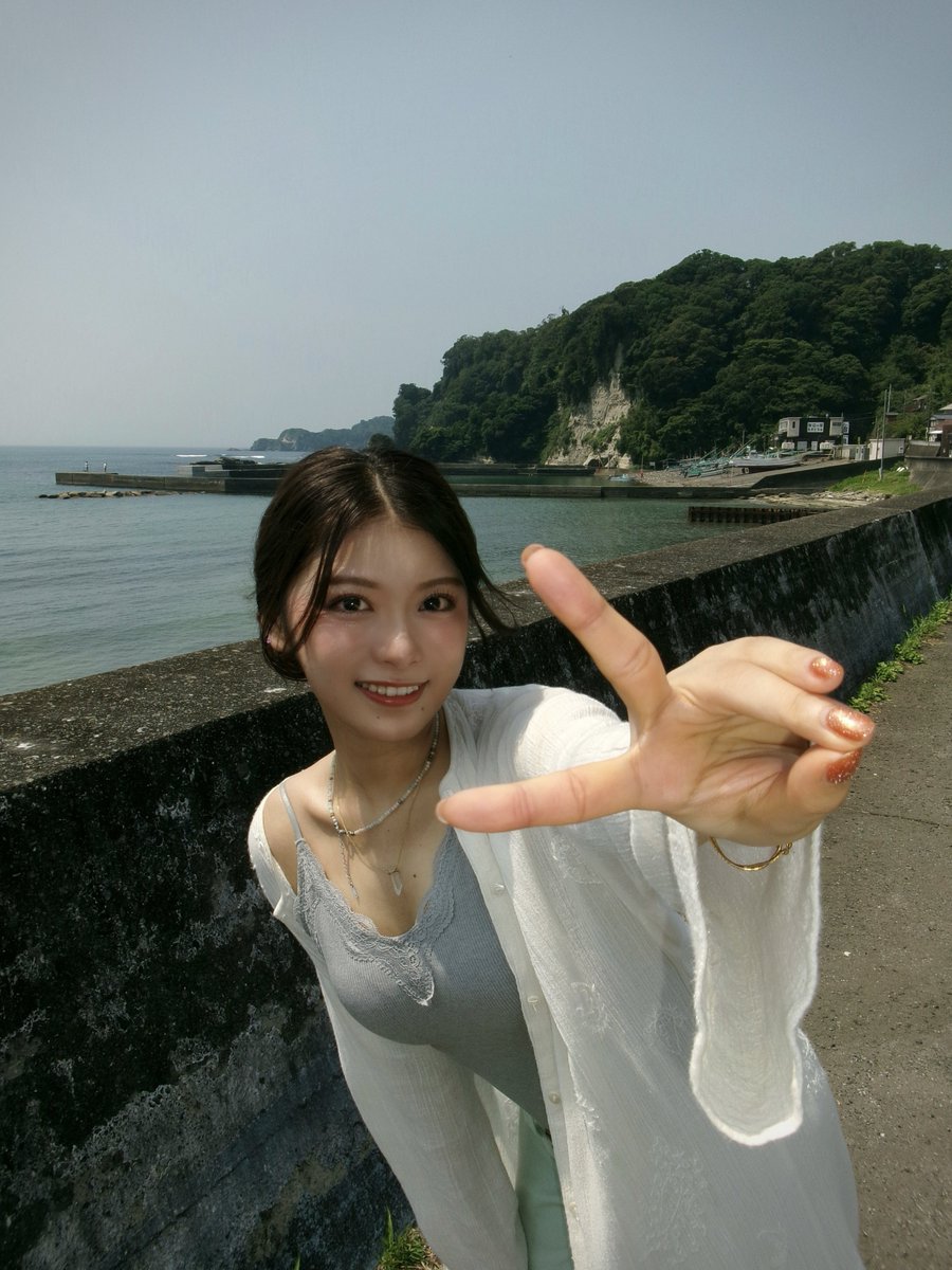 marupi_8989's tweet photo. 陽キャ集団は海に行きます✌️
#第8話お楽しみに
#陽キャ集団 https://t.co/Y4P3dBiVg8