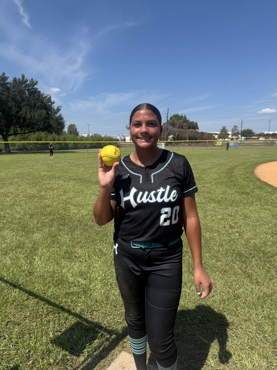 HustleNation16U's tweet photo. @JayceeMccarter with the 💣 yesterday in our first game of the day!

That makes 3 home runs for Jaycee this weekend! Way to keep swinging it!

@TimRamonHNF @Ch1rsPacheco @HustleNationFP https://t.co/OLyx35e9we