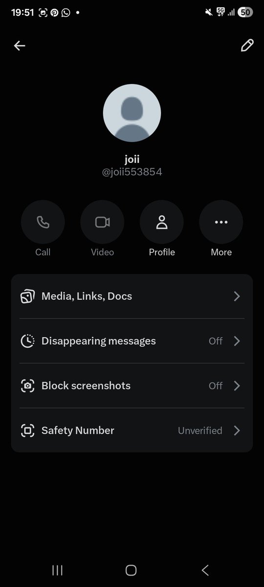 betty4evaa's tweet photo. Takutnye dia ugut2 i. Tlg i guys. Kepada gegirl2 lain , this guy kaki joi dari acc lama i lg. Tlg ban dia for life. Giving small dih energy. https://t.co/ymb2hs1Iaa