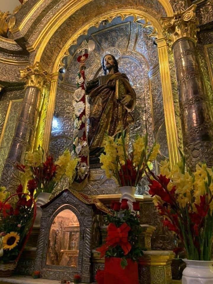 LobitoRojas's tweet photo. San Juditas Tadeo 💖🙏 encuentra un fiel devoto en mí 🧎 por todas las bendiciones ya recibidas y por todas las que están por venir. Te pido por nuestras familias que gocen de salud y prosperidad. Feliz 28 de septiembre mi Santo Patrón  🙏🙏🙏✋🤚✋🤚✋🤚 https://t.co/wuCvLgPhUA