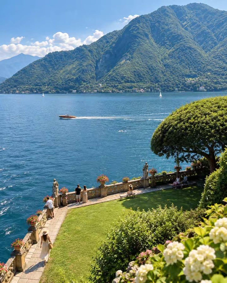 naturebeauty760's tweet photo. Lake Como, Italy 🇮🇹 https://t.co/uX8MiFZvGF