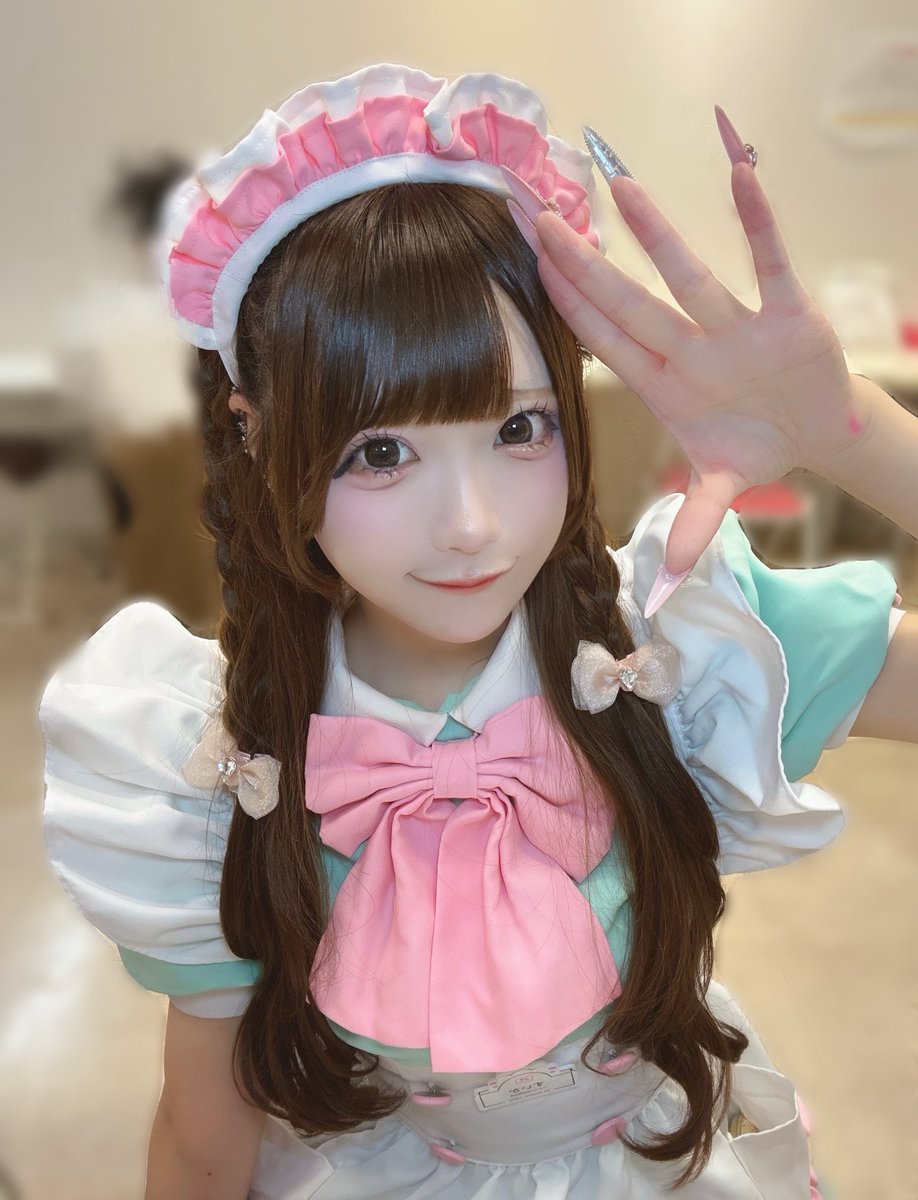 maid_suika's tweet photo. あっとほぉーむカフェの雨服♡かわいいい(`‐ω‐´) https://t.co/b0C3SMMsNo