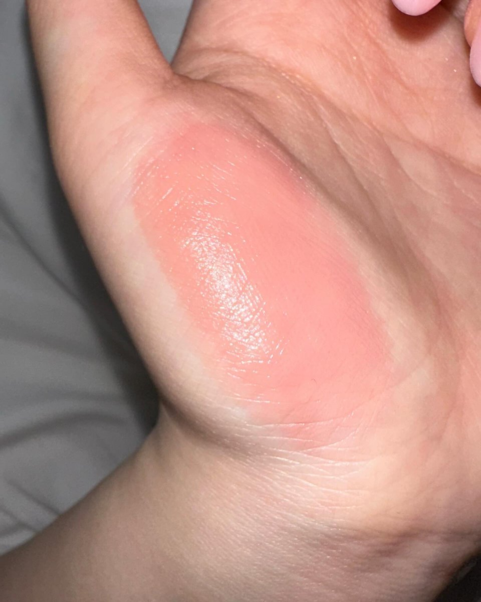 ChaseBrielahba's tweet photo. embracing the flaw is just giving up with extra steps, right? 🙃 https://t.co/zXzTIHPMac