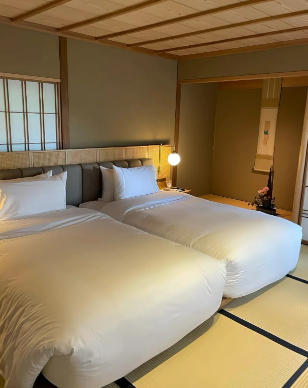 Yoshiko998's tweet photo. おはようございます☀️
ウェスティン都ホテル京都（The Westin Miyako Kyoto）
交通アクセス良好✨ 複数の名所が近く、二条城、京都御所、八坂神社へ徒歩圏内です
#ウェスティン都ホテル京都 #京都ホテル #京都東山 #京都旅行 https://t.co/PDZ0DKyKUk