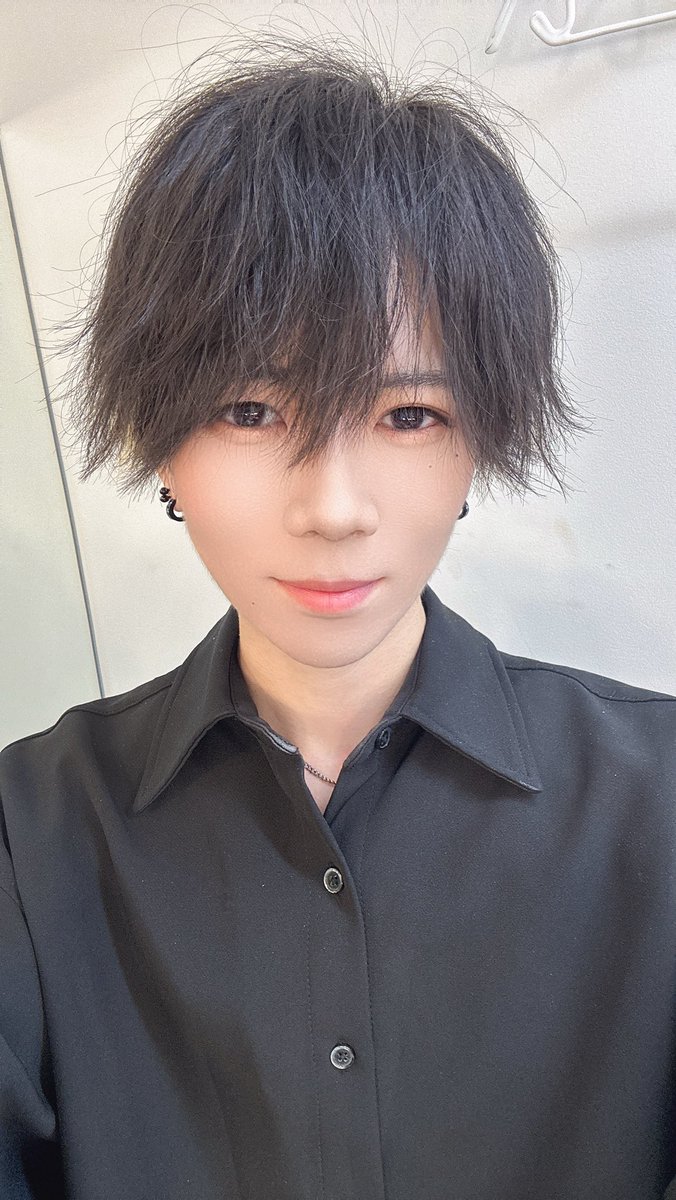 Sh1on_XV's tweet photo. 雨で枝毛でちゃうよね
#メン地下 #自撮り界隈 #いいね返し https://t.co/B9BpNBNbFk