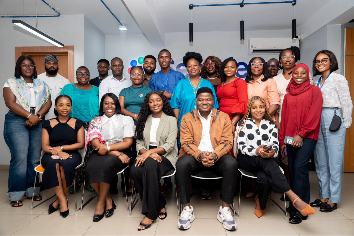 _seamlesstech's tweet photo. Here’s to creating stronger bridges between academia, industry, and Africa’s future leaders.

#RBS #SeamlessTechnologies #SeamlessTech https://t.co/cVP3AyxoYt