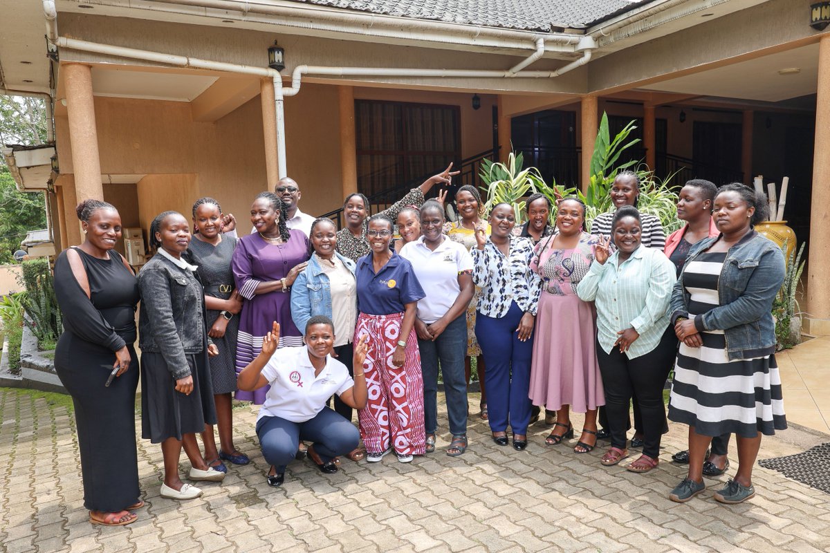 PollicyOrg's tweet photo. Last week we were in Fort Portal for the second Safety for Voices workshop.  

20 women in politics, media, and human rights work spent two days with us talking #digitalrights, playing Digital SafeTea, Where Is My Data? and Choose Your Own Fake News, and testing Ukweli bot, our fact-checking engine.

Here is what they told us 👇🏾