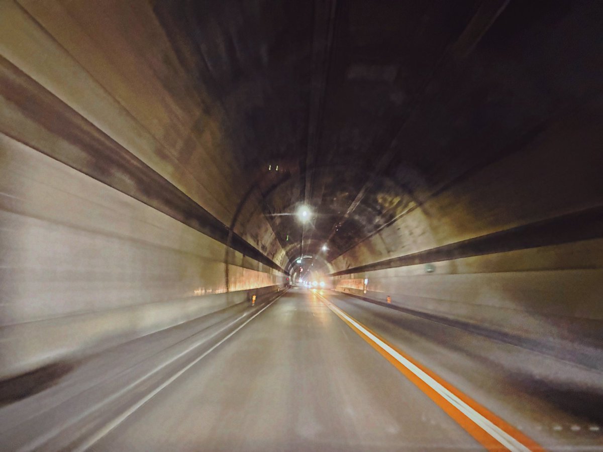 kukaneffect's tweet photo. https://t.co/K5TU4iHvnY

#photo #tunnel #car #ambient #music #bandcamp #youtube #spotify #soundcloud #art #subscribe #official #kukaneffect https://t.co/4Pkvko49qG