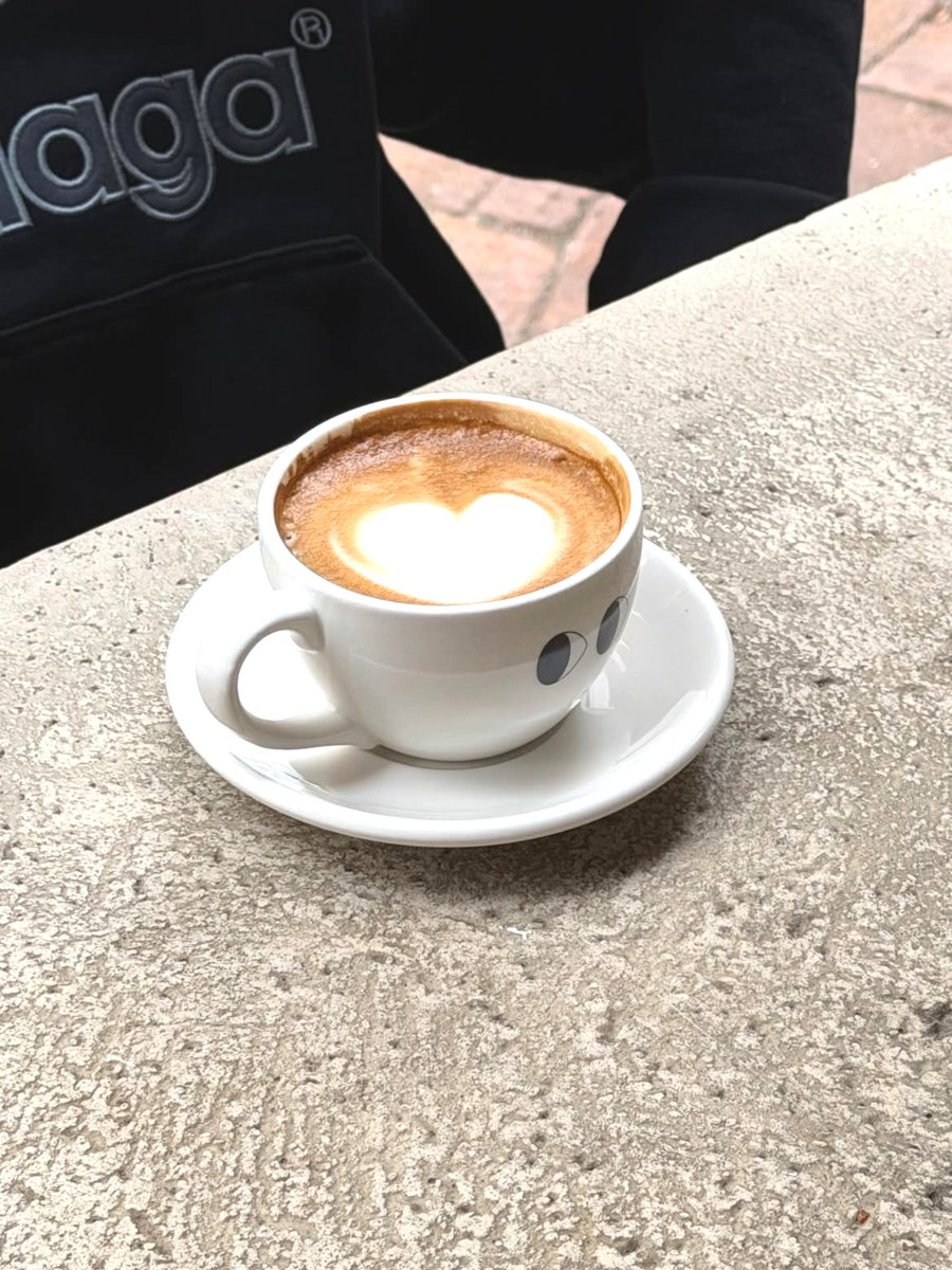 hanntbin's tweet photo. A  warm  cup  of  coffee  with  you  next  to  me.  ༝༚ https://t.co/rGZSW6HR6H
