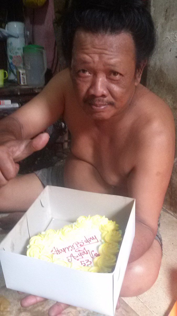 imasputra12's tweet photo. Happy birthday ayahku tgl 5 september 2018 ( umur 53 )
Aku kangen ayah 🥺
Sudah meninggal ayah 2023 (58) 🕊️🪦
Ayah becak jalan jalan 😔
Allah ya
#rezeki #bisu #tuli #ayah #becak https://t.co/mhiN1Jz1L7