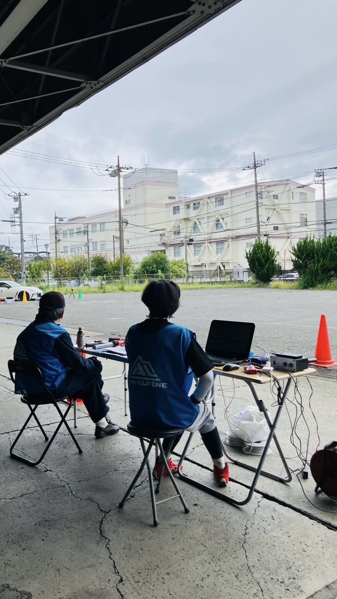 teamALPINE14001's tweet photo. 2026年9月27日
40年以上続いた平塚青果市場で最後の #ジムカーナ #練習会 でした。
参加者の皆様に事故や怪我なく運営できたこと、皆様からいただいた温かい拍手やお言葉に、チーム員一同心より感謝申し上げます。
#teamALPINE 次の練習会でまたお会いしましょう!! https://t.co/bwkfsaAMlF