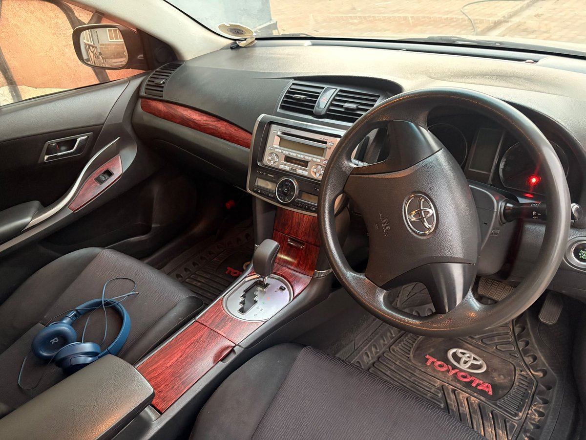 MwanaKopalar's tweet photo. Please RT 
Nakachipa  k85,000

Mileage: 138,000kms
Year model: 2007
Engine capacity: 1500cc
Engine type: 2ZR https://t.co/rPqfMwcS27