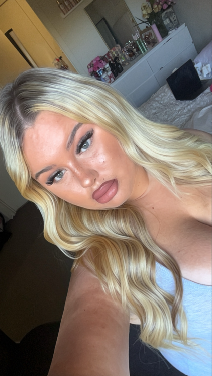 blondiebub's tweet photo. You think blond girls are worth it? https://t.co/5TPWFmELp2