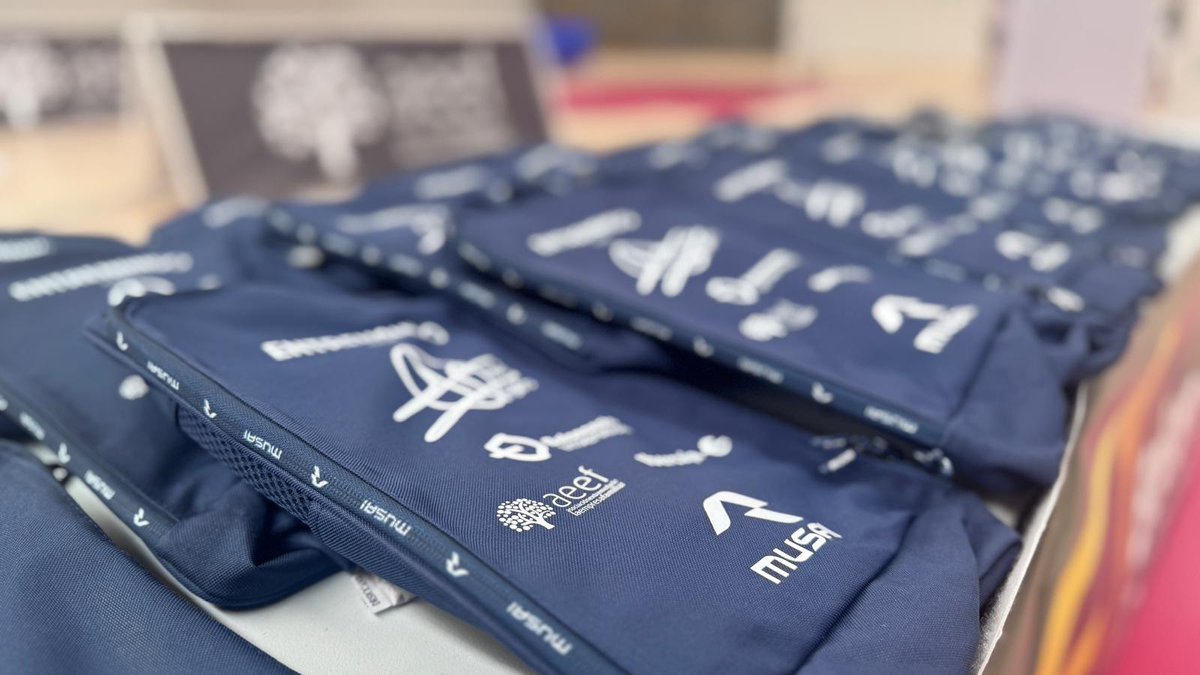AeefExt's tweet photo. 🏀 El pasado sábado, el talento y los valores del baloncesto se dieron cita en Mérida.
Desde la Asociación Extremeña de la Empresa Familiar (AEEF), el pasado 26 de septiembre, en colaboración con la @FExB , se organizó... +info: https://t.co/YXGboncyxA https://t.co/UrD34y74X2