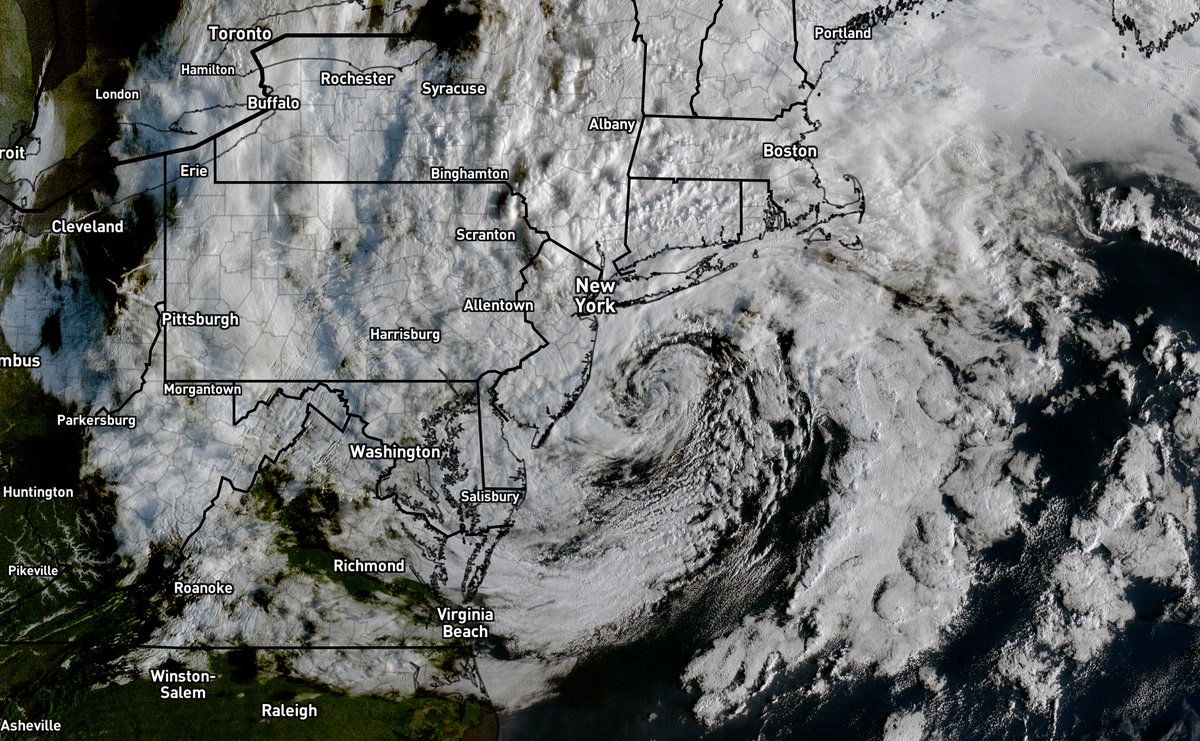 nymetrowx's tweet photo. why are you still here https://t.co/O16LaciMtU