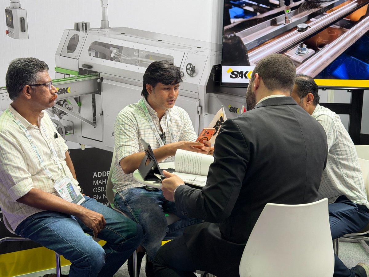 SakkOvens's tweet photo. #SaudiFoodManufacturing
من فعاليات اليوم الأول لمعرض Saudifood Manufacturing 2026
في المملكة العربية السعودية - مدينة جدة #KSA #Jeddah
من 27/09/2026 إلى 29/09/2026
إسم القاعة Jeddah Superdome
رقم الستاند /19-F9/
نتطلع قُدُماً للقائكم على خير إن شاء الله https://t.co/enElrJRoao