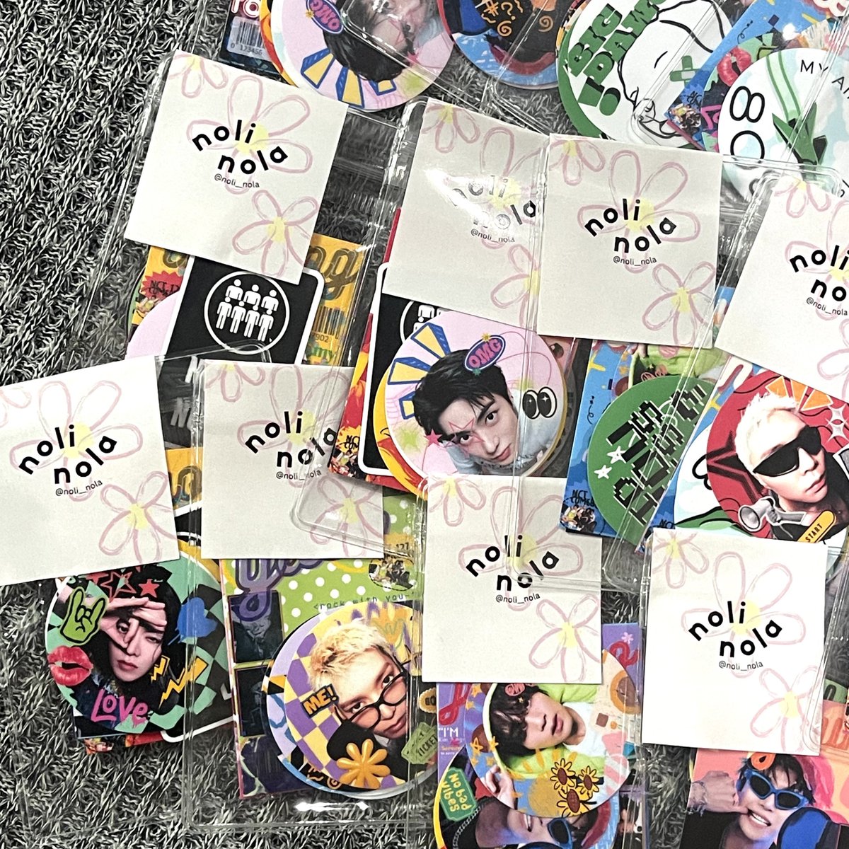 noli__nola's tweet photo. 🚨 nct127 neocity: redline in jakarta🚨 

freebies by @noli__nola 

🗓️ sat, 3 oct 
⏰ 12pm - end
📍indonesia arena 

follow, rt &amp; likes are appreciated 💖

kindly tag us if you get one.

see you there! ‹𝟹

#NCT127 #THE_REDLINE_JAKARTA 
#NCT127_5TH_NEOCITY_THE_REDLINE https://t.co/U19XXtUtYA