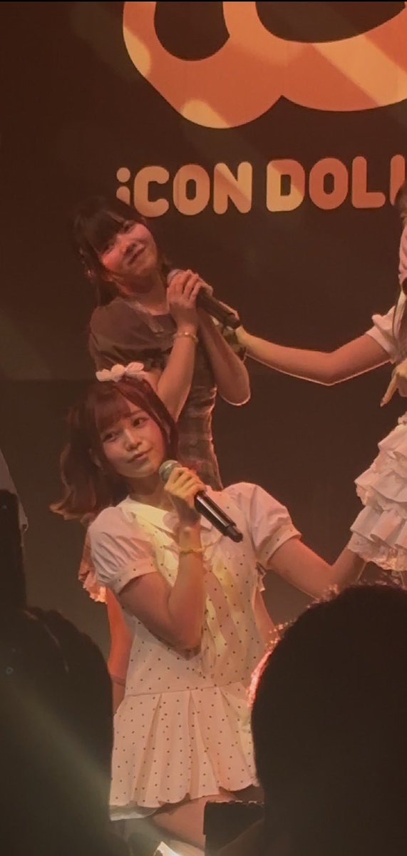 whsp_NINA's tweet photo. 今日の対バンまじ楽しかった
そろそろ聞きたいなーと思ってたら純愛が聞けて満足
衣装も可愛くて、推しも可愛いなんだこれ神か笑
26行けなかった分は取り戻せたはず笑
NATSUほわほわ頑張ってて〜
NICO最後ありがとうねめっちゃ嬉しかったよ
#にことニコニコ話 #なついーと #ホワスピ https://t.co/3vSmplAKZH