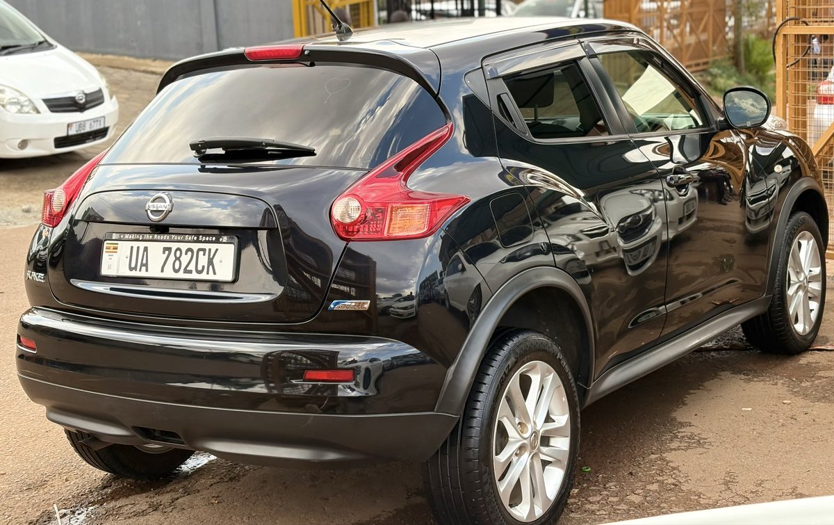 arnoldyosam's tweet photo. 🚗 NISSAN JUKE | 33M UGX

Stand out without breaking the bank! 🔥 Stylish, compact &amp; practical Nissan Juke now available at 33M UGX.

📞 0705176582
📲 WhatsApp: https://t.co/iLRRG7AIMA

DM/WhatsApp to buy &amp; drive. 🔑

#NissanJuke #CarsForSaleUganda #UgandaCars https://t.co/hym9XclwAu