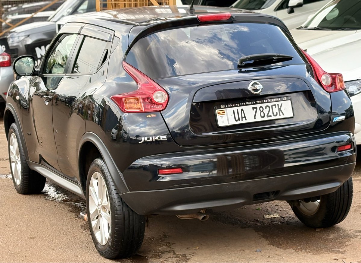 arnoldyosam's tweet photo. 🚗 NISSAN JUKE | 33M UGX

Stand out without breaking the bank! 🔥 Stylish, compact &amp; practical Nissan Juke now available at 33M UGX.

📞 0705176582
📲 WhatsApp: https://t.co/iLRRG7AIMA

DM/WhatsApp to buy &amp; drive. 🔑

#NissanJuke #CarsForSaleUganda #UgandaCars https://t.co/hym9XclwAu