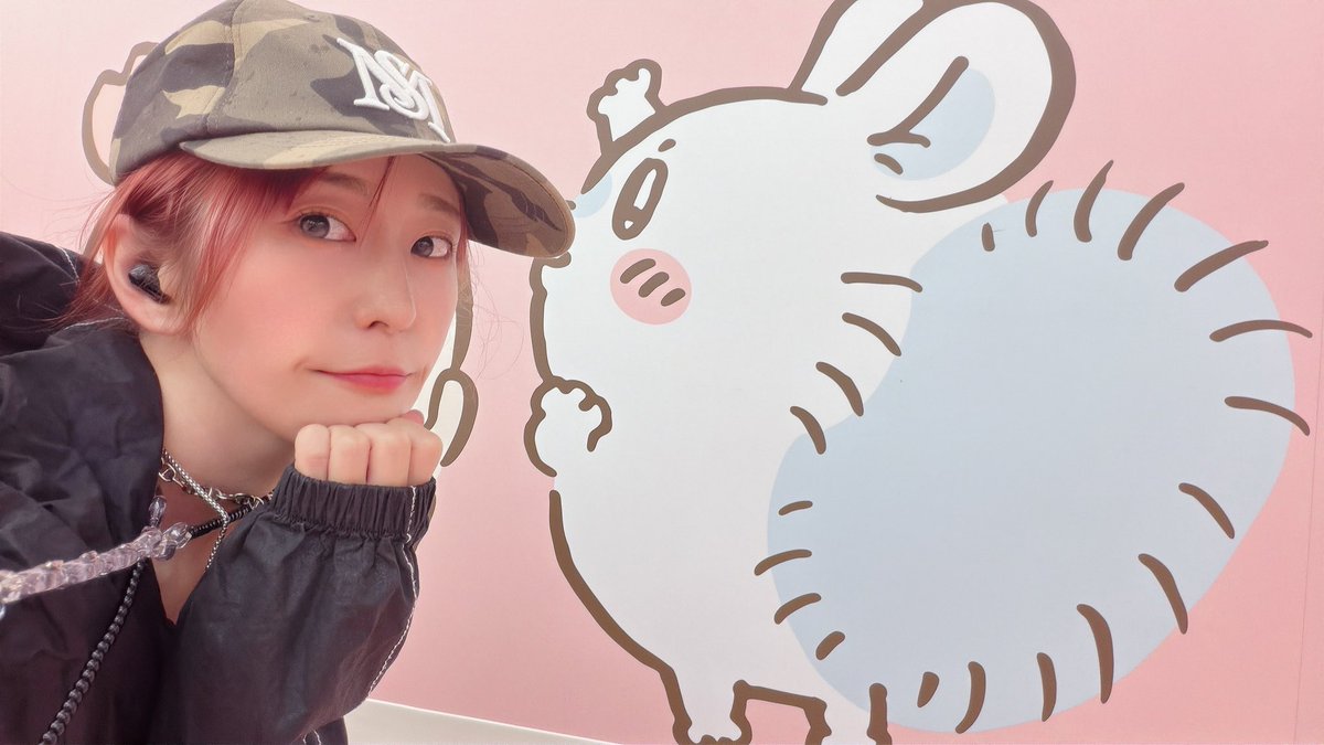 sakuragawa_megu's tweet photo. ドラム練後で汗だくなのに
まーーた
ちいかわらんどに行ってきました！

るんた♪るんた♪ https://t.co/z3CV2OL0Ry