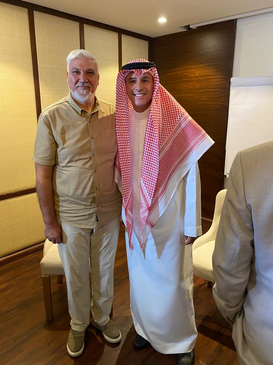 EssaAljokm's tweet photo. انتهت قبل قليل الدورة التدريبية التي نظمها الاتحاد العربي للصحافة الرياضية بالتعاون مع نظيره العربي وبإشراف الاتحاد الدولي وتضمن الدورةًمحاضرات في كيفية تحويل الخبر الى محتوى رقمي واستخدام الذكاء الصناعي في العمل الإعلامي https://t.co/Vlo7IHuw2P