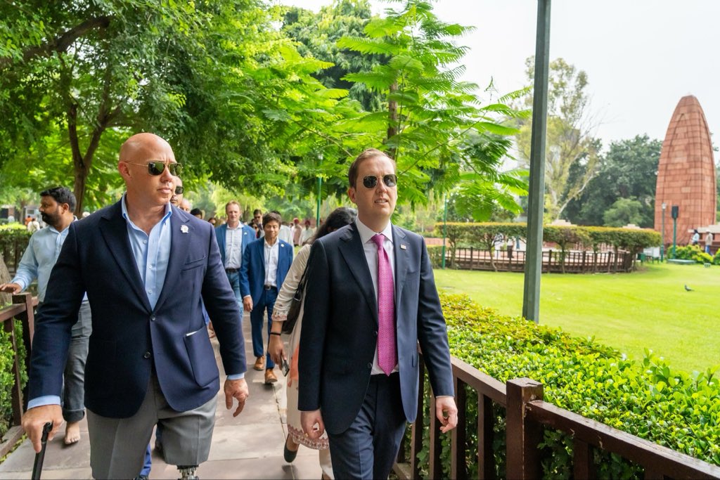 USAmbIndia's tweet photo. A memorable day in Amritsar visiting the Golden Temple, Jallianwala Bagh, and the Partition Museum. Grateful for the warm welcome! https://t.co/68PVd6Ae5h