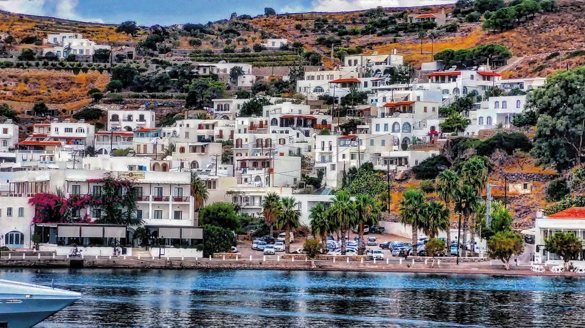 TinyPluharellsz's tweet photo. #patmos #tbt#patmosisland #patmosgreece #patmos_island #patmosislandgreece #patmosskala #patmosmonastery #visitpatmos #patmossunset #patmos#ilovepatmos #dodecanese #dhodekanisos #dodecaneseislands #πατμος #δωδεκάνησα https://t.co/Lb8KFqY4Vo