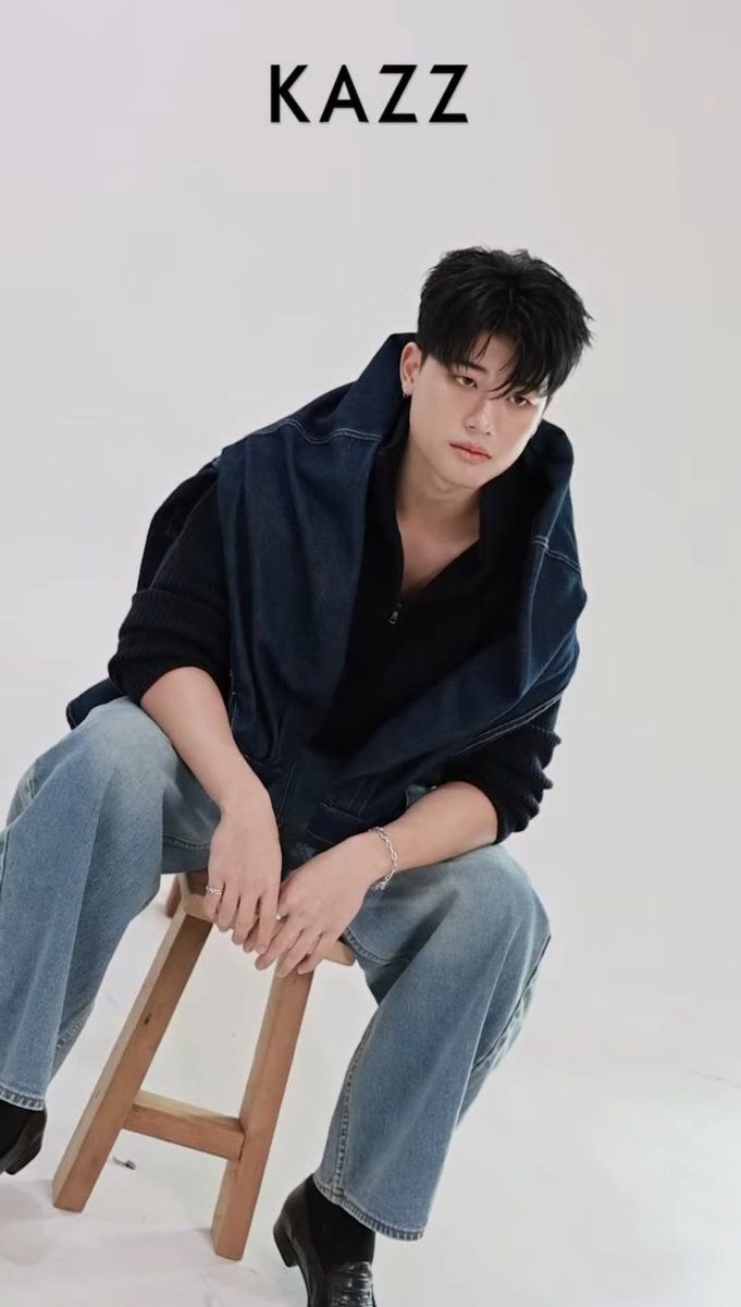NJpromptFanclub's tweet photo. #NJCHOCK 

เท่จัดสมาชิก 👍🏻✨

➖Pre-order : https://t.co/38DJoQKcQS
➖Foreigners : https://t.co/yYea2BCbvI 

#KAZZxLOVEx3
#KAZZMAGAZINE
#njprompt https://t.co/ViHhBVOcDr