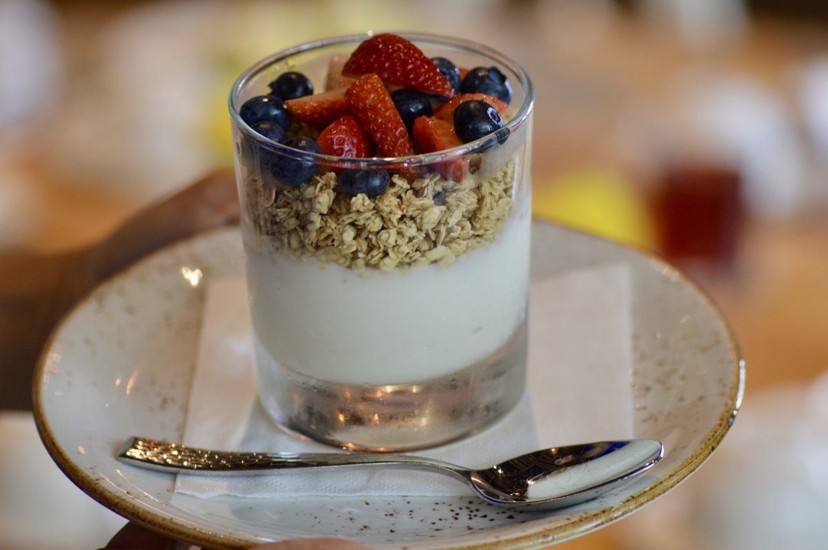 Table55Miami's tweet photo. A little goodness goes a long way. 🫐

Creamy yogurt topped with berries and a satisfying crunch makes for an easy choice when you want something that feels good and tastes even better.

Choose your kind of good: https://t.co/W8vWr9DlOj https://t.co/TxJNF6vOOi