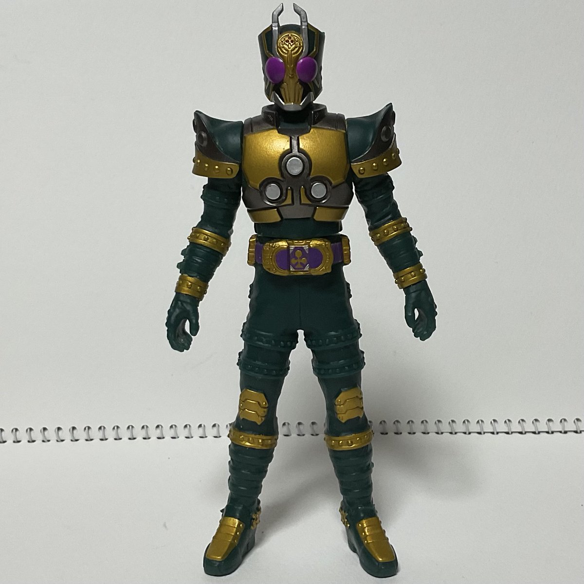 Yu_kaijuland's tweet photo. この当時のソフビの彩色と���形は今の真骨彫製法にも匹敵するほど（言い過ぎ？）
レンゲル自体の配色もあってかなりゴージャス✨ https://t.co/3cY5QFIKVi