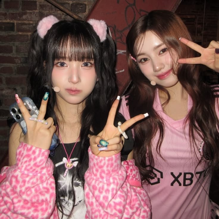 Menu__official's tweet photo. Yunha and Elisia team up for the "Mom has Gone Crazy" OST💖

#UNIS #ELISIAXYUNHA #엄마가미쳤어요 #Milkyway https://t.co/jdtIlryN0h