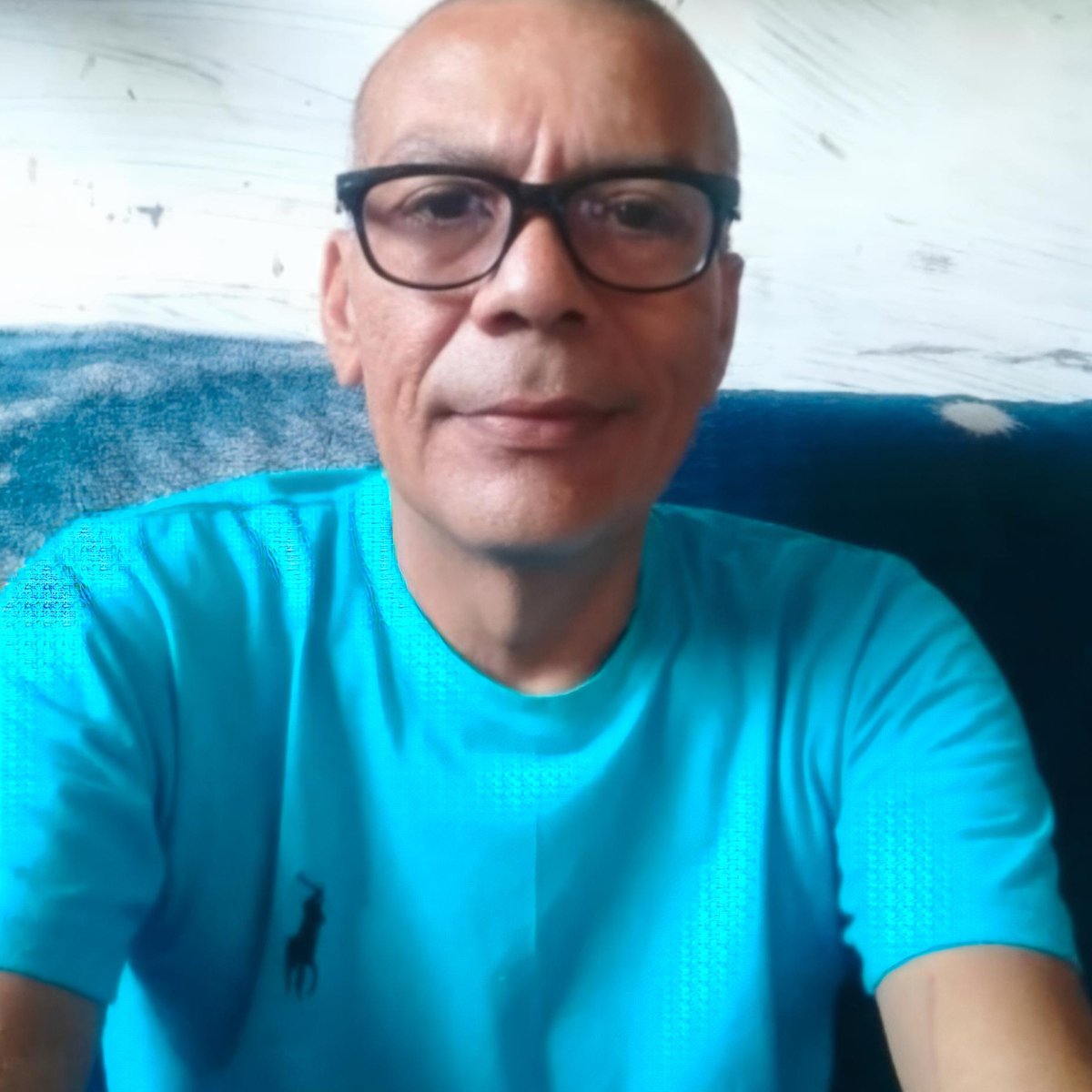 nelsonpvzla2's tweet photo. Él es Larry Enrique Briceño, vinculado al caso Paramacay, secuestrado desde agosto de 2017. Compartir en una celda con él en Tocuyito y doy fe de que con su estado de salud no puede estar en una cárcel.

Padece de diabetes tipo 2 insulinodependiente, deficiencia renal y episodios convulsivos.

¡Exigimos su LIBERTAD PLENA E INMEDIATA, el respeto a su derecho a la salud y el cese definitivo de la violación de sus derechos humanos! #QueSeanTodos