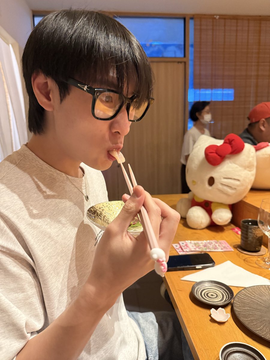phathanaun88490's tweet photo. วันนี้น้องโชคว่างลาบปากเลย

LOVEX3 EPISODE 7

#LOVEx3_EP7
#chokditheechok https://t.co/IgS9XyUYDh